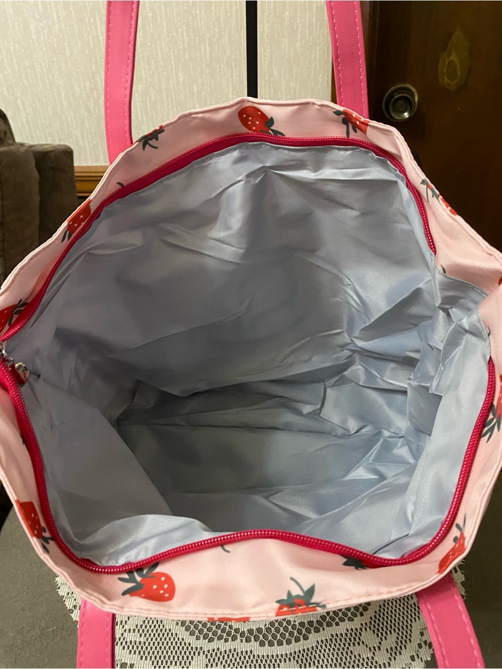 Pink Strawberry Print Tote Bag with Front Pockets - Picture 5 of 6